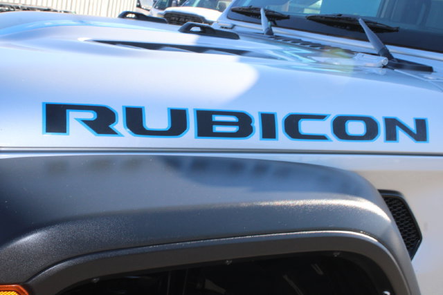 Used 2024 Jeep Wrangler Unlimited Rubicon 4xe AWD/4WD image 10