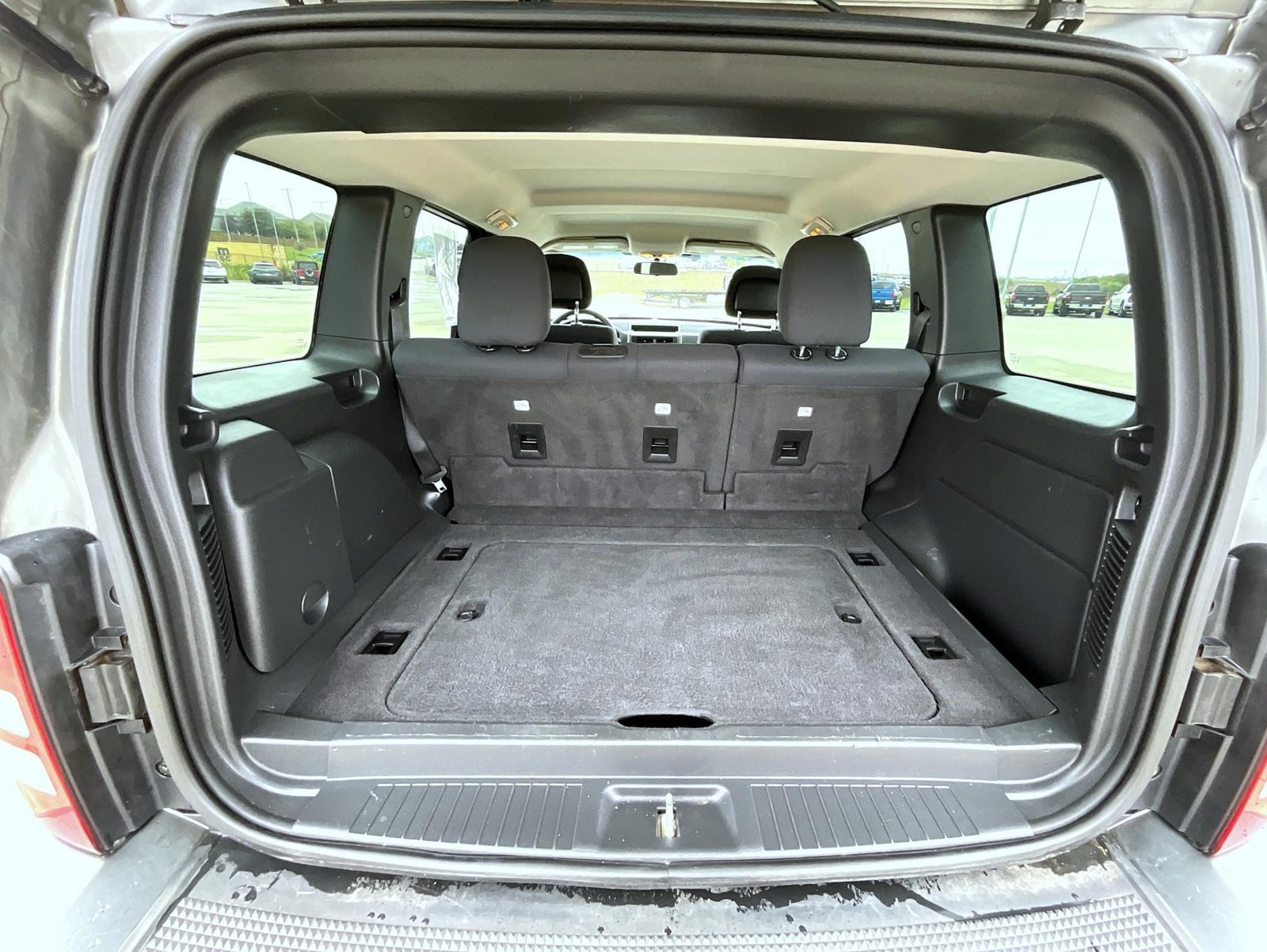 Used 2012 Jeep Liberty Sport AWD/4WD image 24