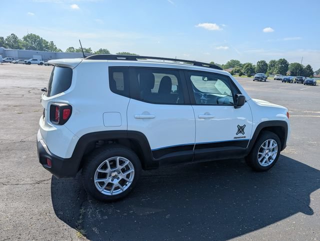 Used 2023 Jeep Renegade Latitude w/ Premium Group AWD/4WD image 8