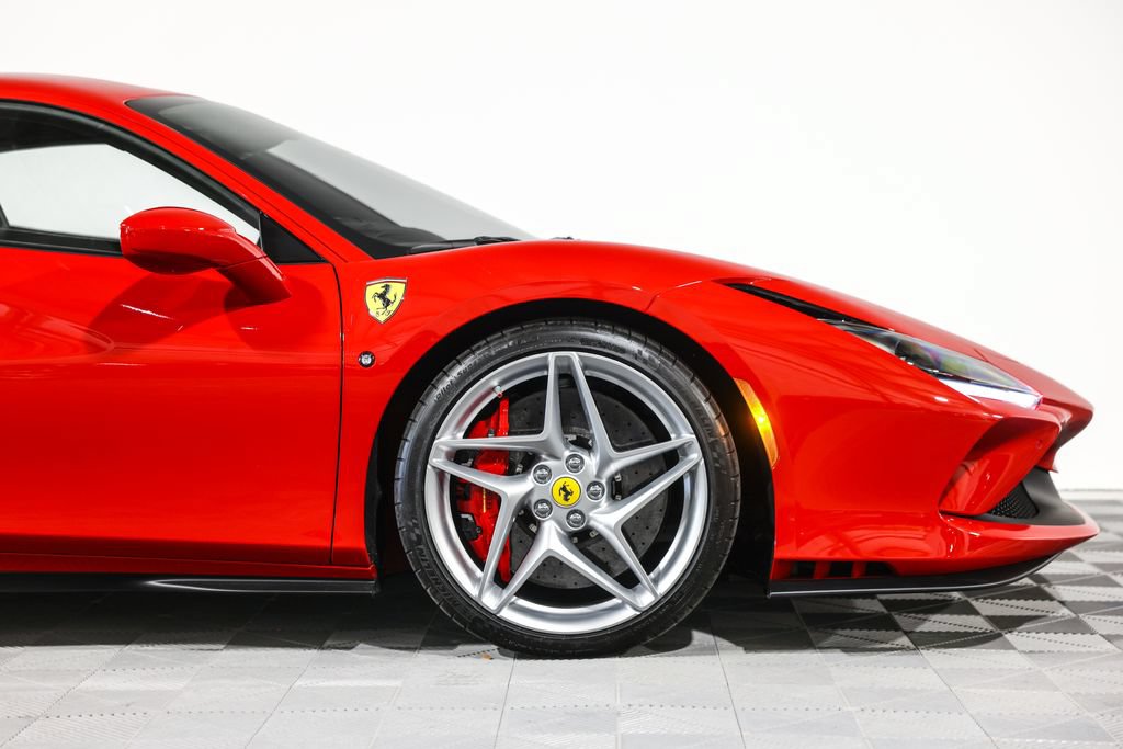 Used 2020 Ferrari F8 Tributo RWD image 4