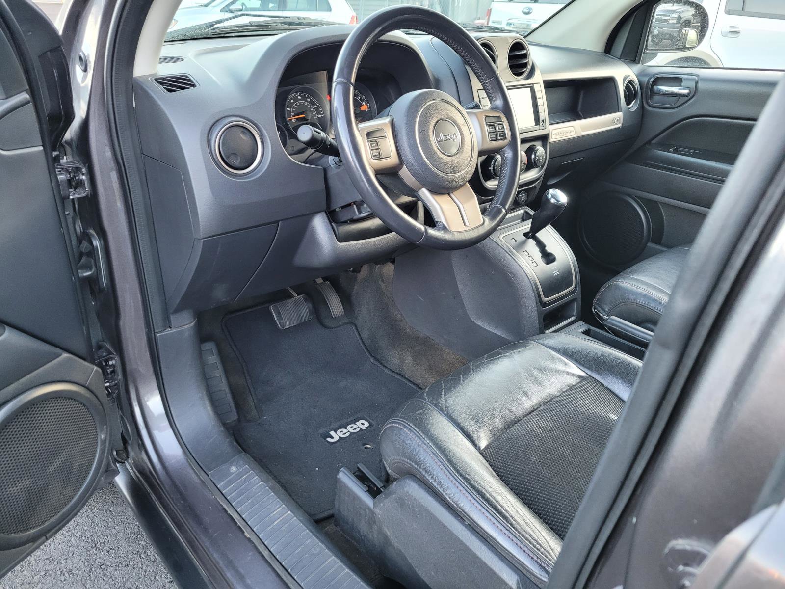 Used 2016 Jeep Compass 75th Anniversary w/ Power Value Group image 11