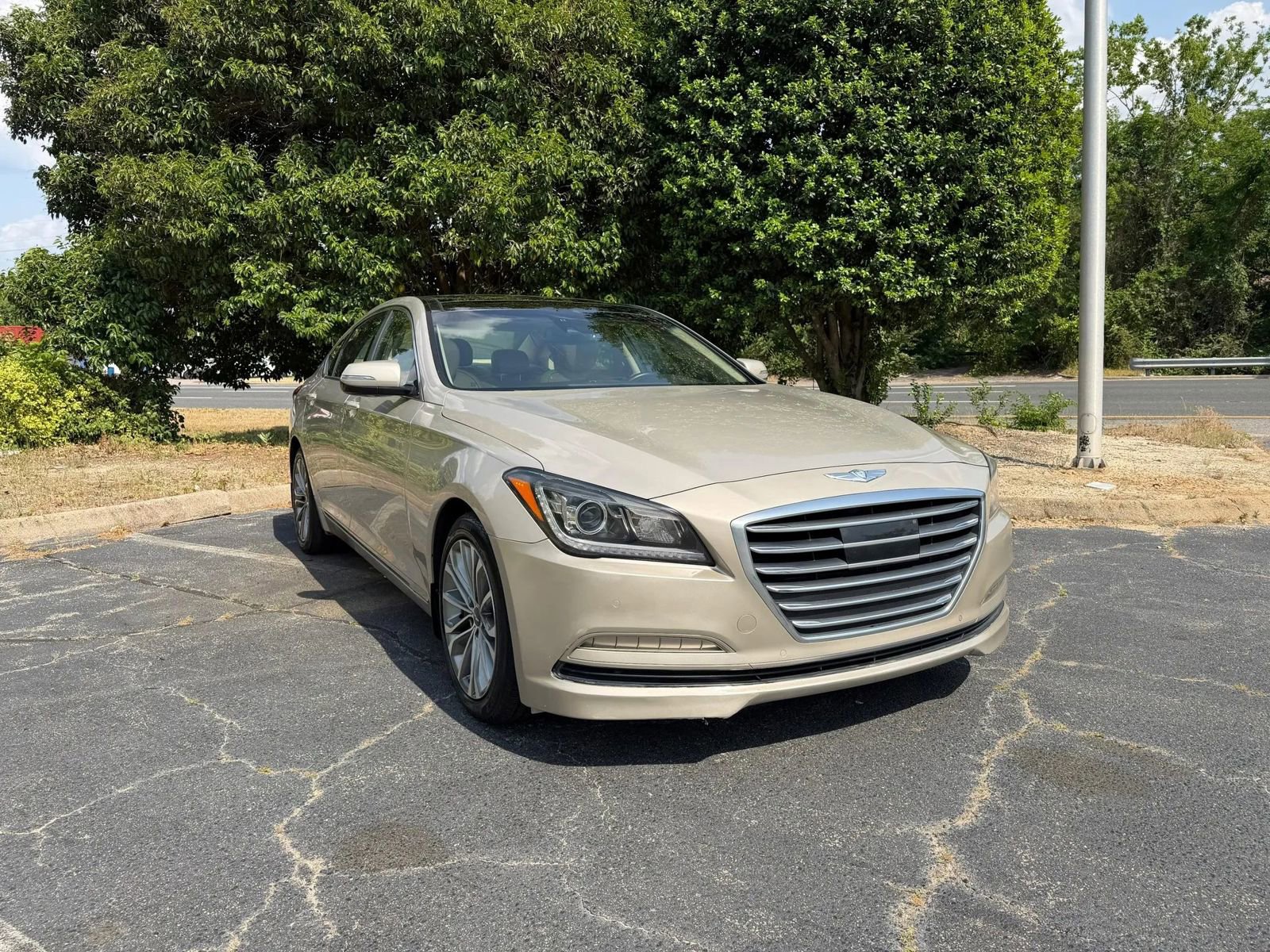 Used 2015 Hyundai Genesis 3.8 w/ Option Group 03 RWD image 1