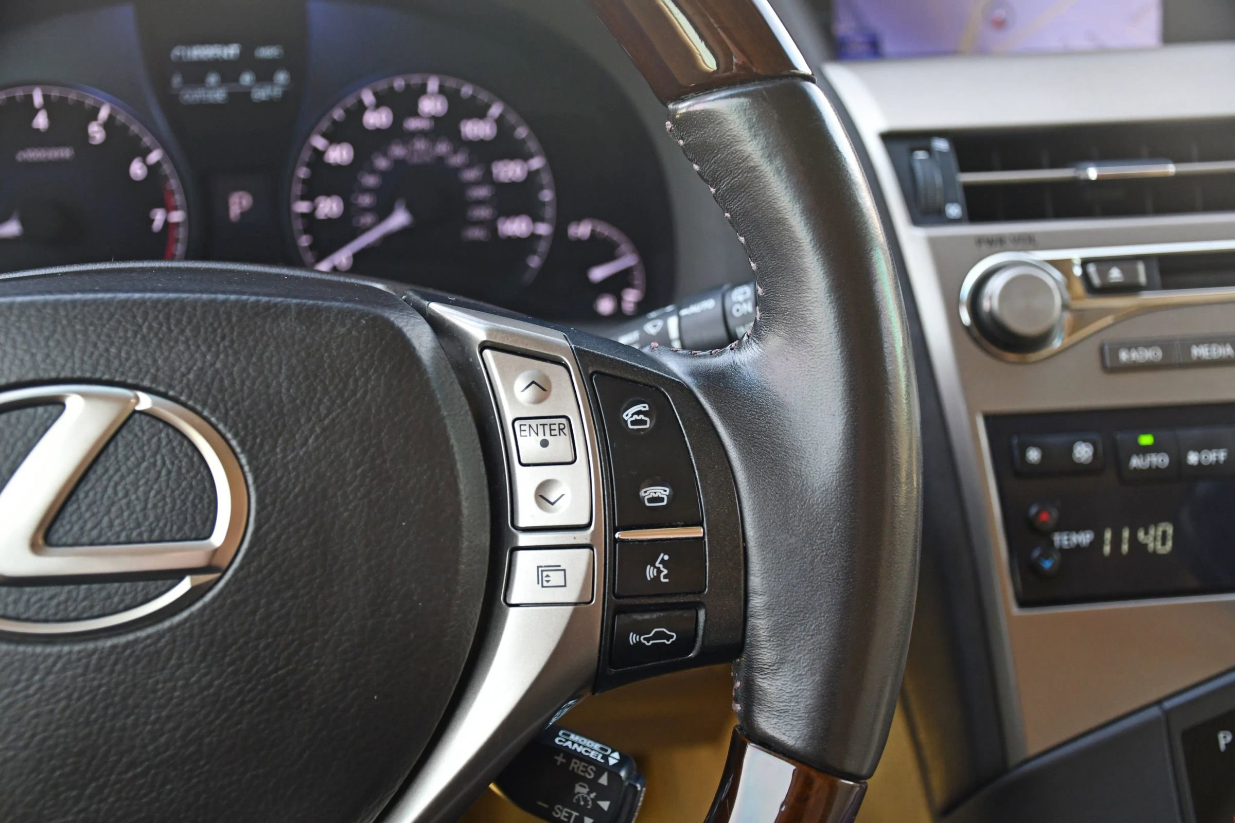 Used 2015 Lexus RX 350 AWD w/ Luxury Package image 16