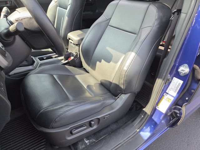 Used 2022 Toyota Tacoma TRD Sport w/ TRD Premium Sport Package AWD/4WD image 25