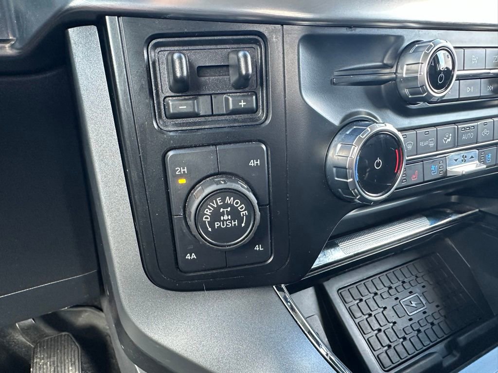 Used 2023 Ford F150 Lariat w/ Equipment Group 502A High image 27