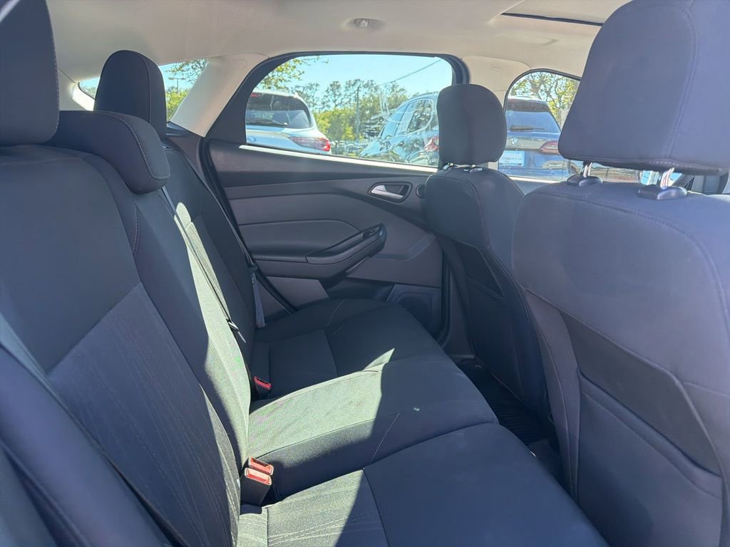Used 2017 Ford Focus SEL w/ Cold Weather Package image 15