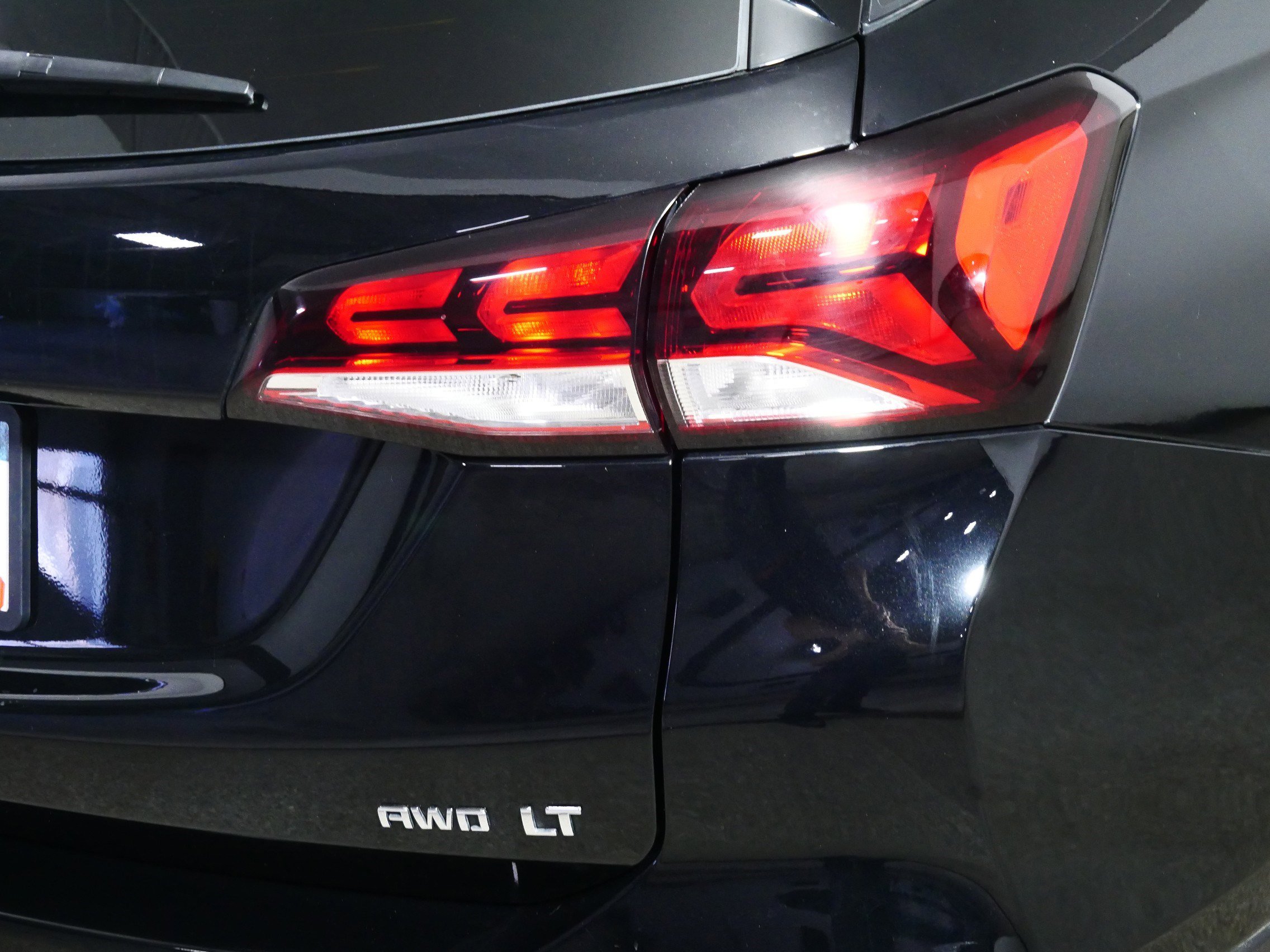 Used 2023 Chevrolet Equinox LT image 17