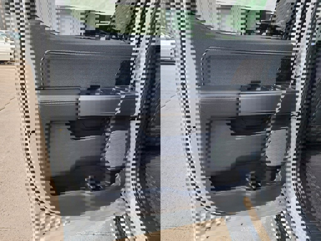 New 2026 Ford F350 Lariat image 11