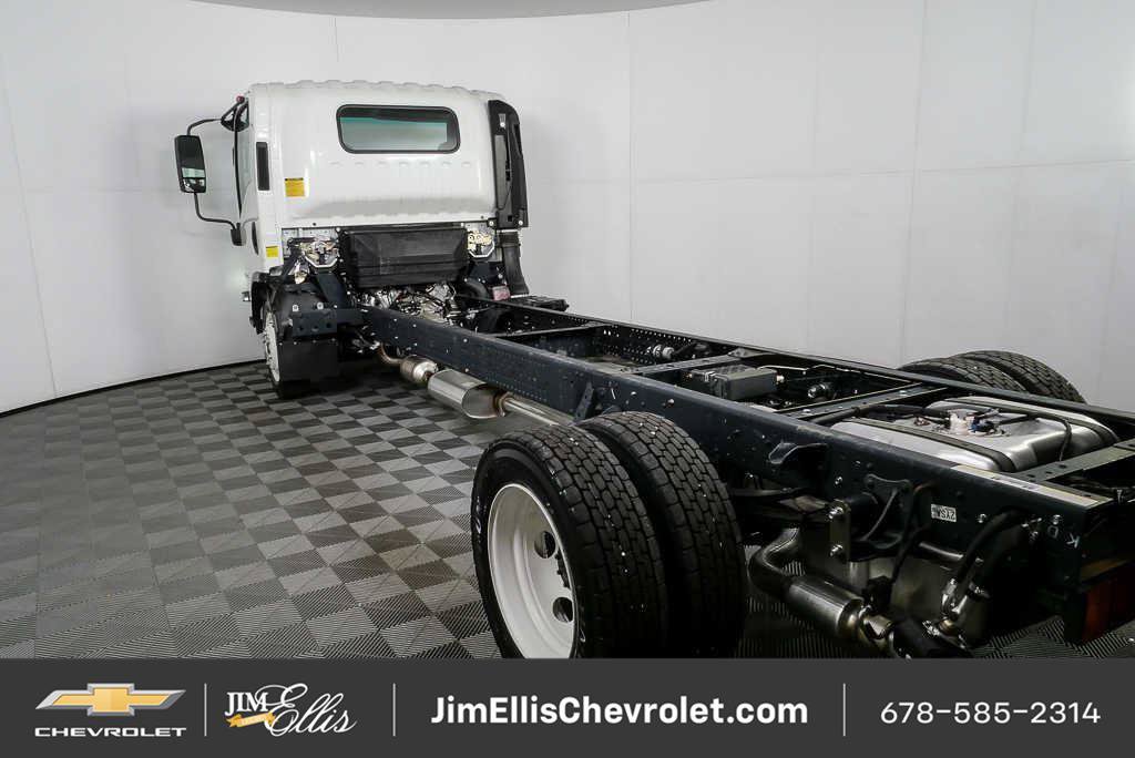 New 2025 Chevrolet Low Cab Forward RWD image 19