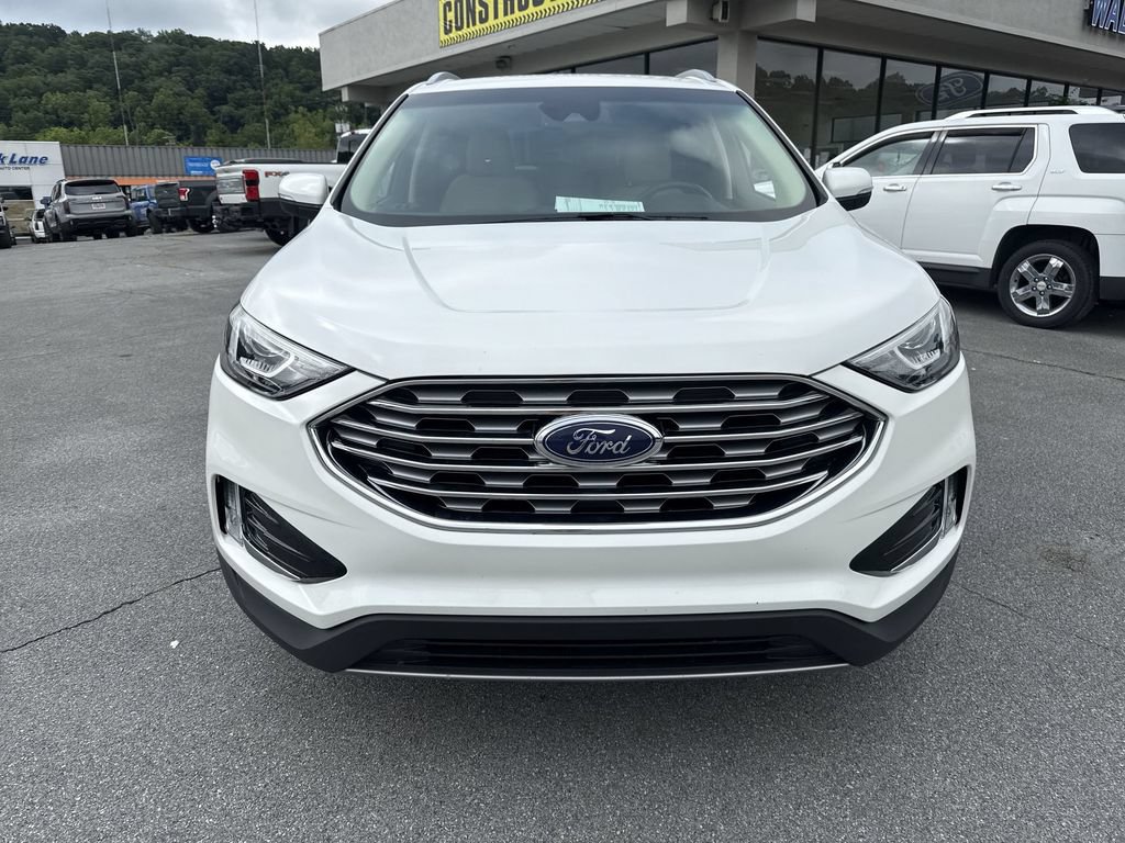 Used 2020 Ford Edge SEL w/ Convenience Package AWD/4WD image 2