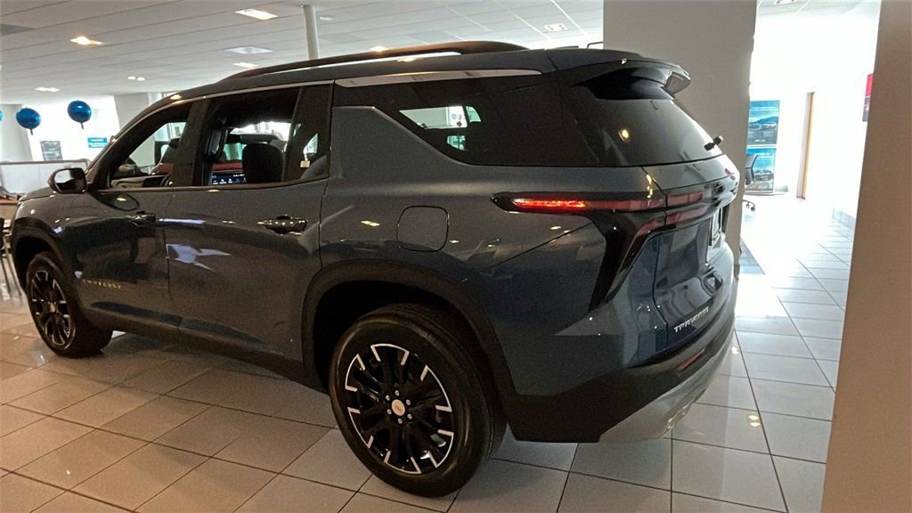 New 2026 Chevrolet Traverse LT w/ Sun and Wheel Package image 6