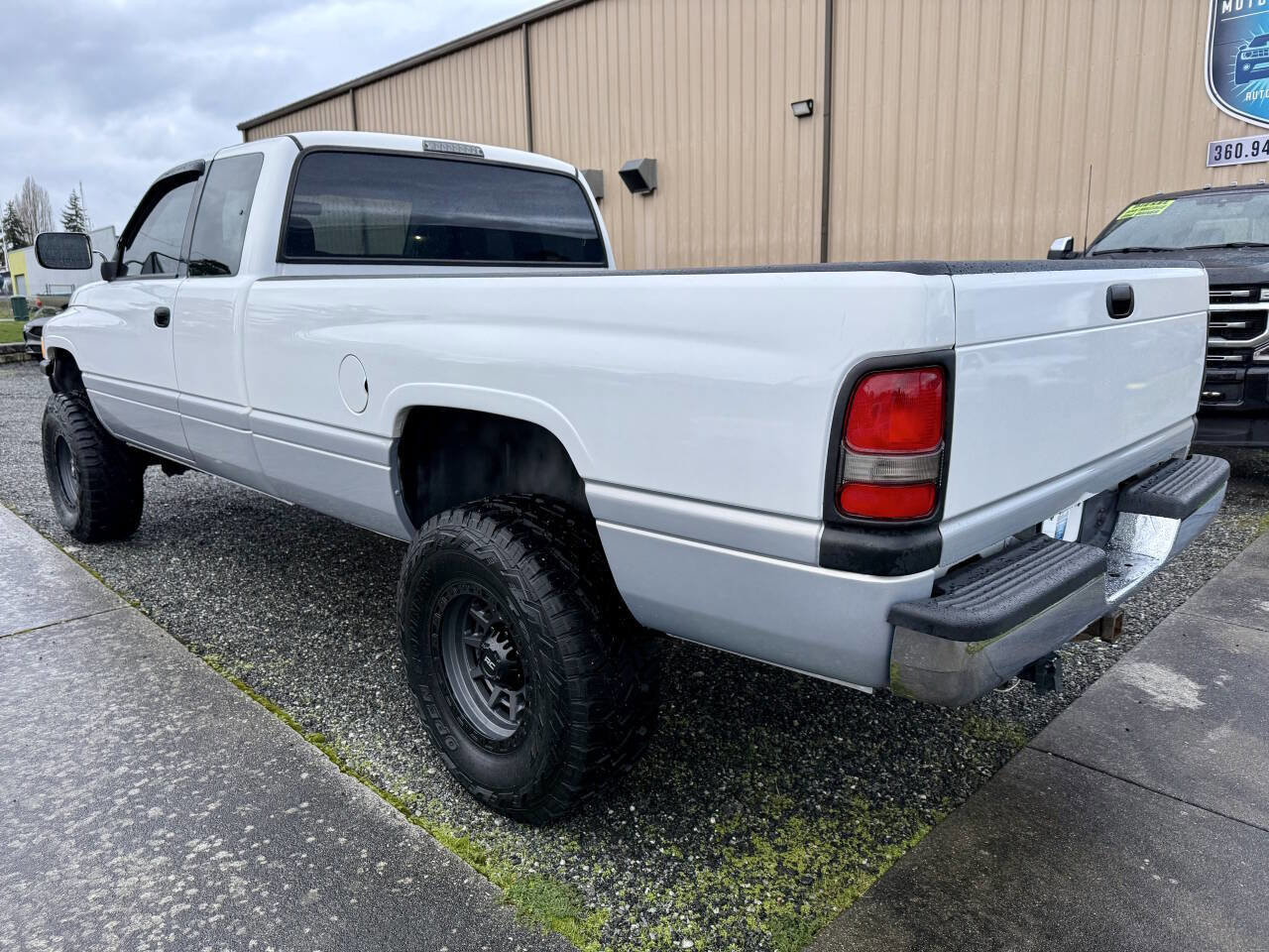 Used 1996 Dodge Ram 2500 Truck 4x4 Club Cab image 3