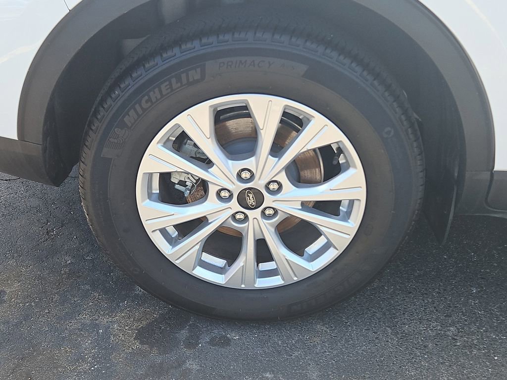 Used 2023 Ford Escape Active w/ Cold Weather Package FWD image 6