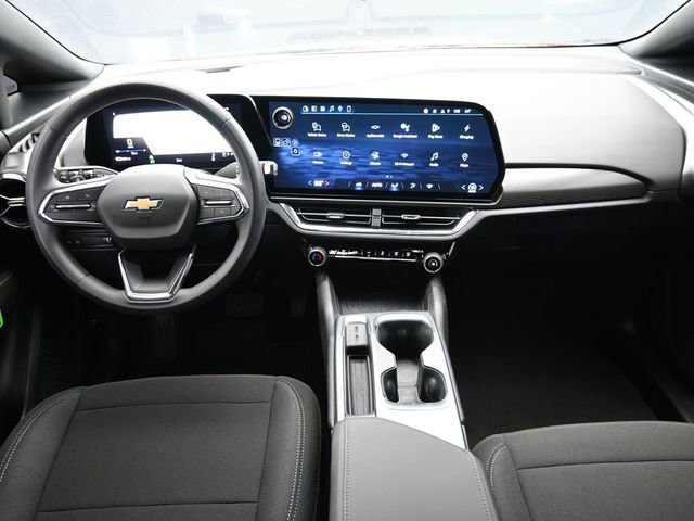New 2026 Chevrolet Equinox EV LT image 23