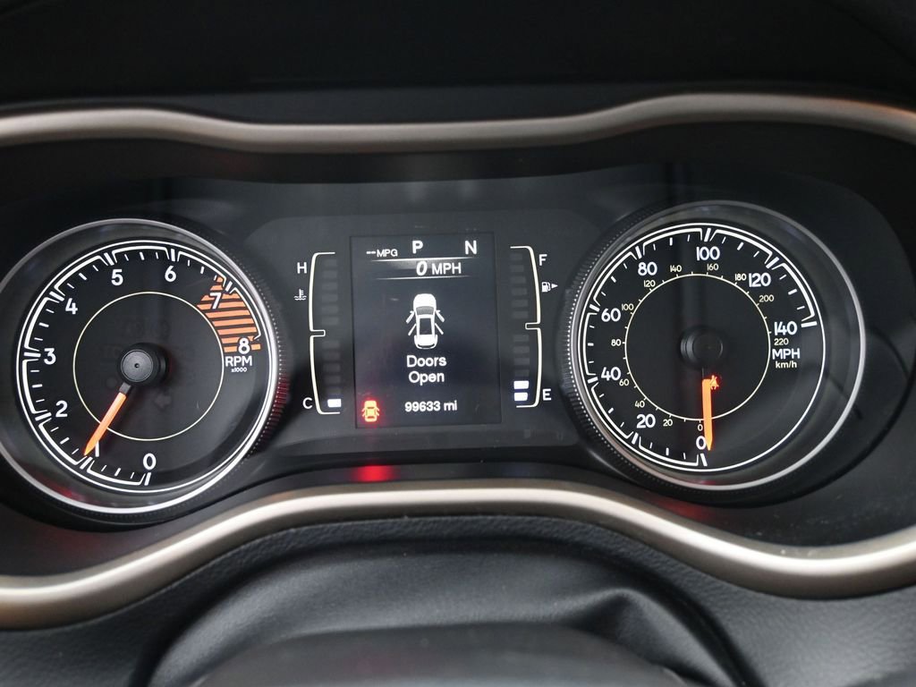 Used 2017 Jeep Cherokee Altitude image 35