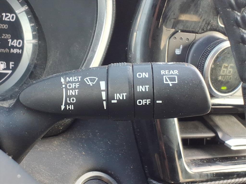 Used 2021 Toyota Highlander XSE image 27