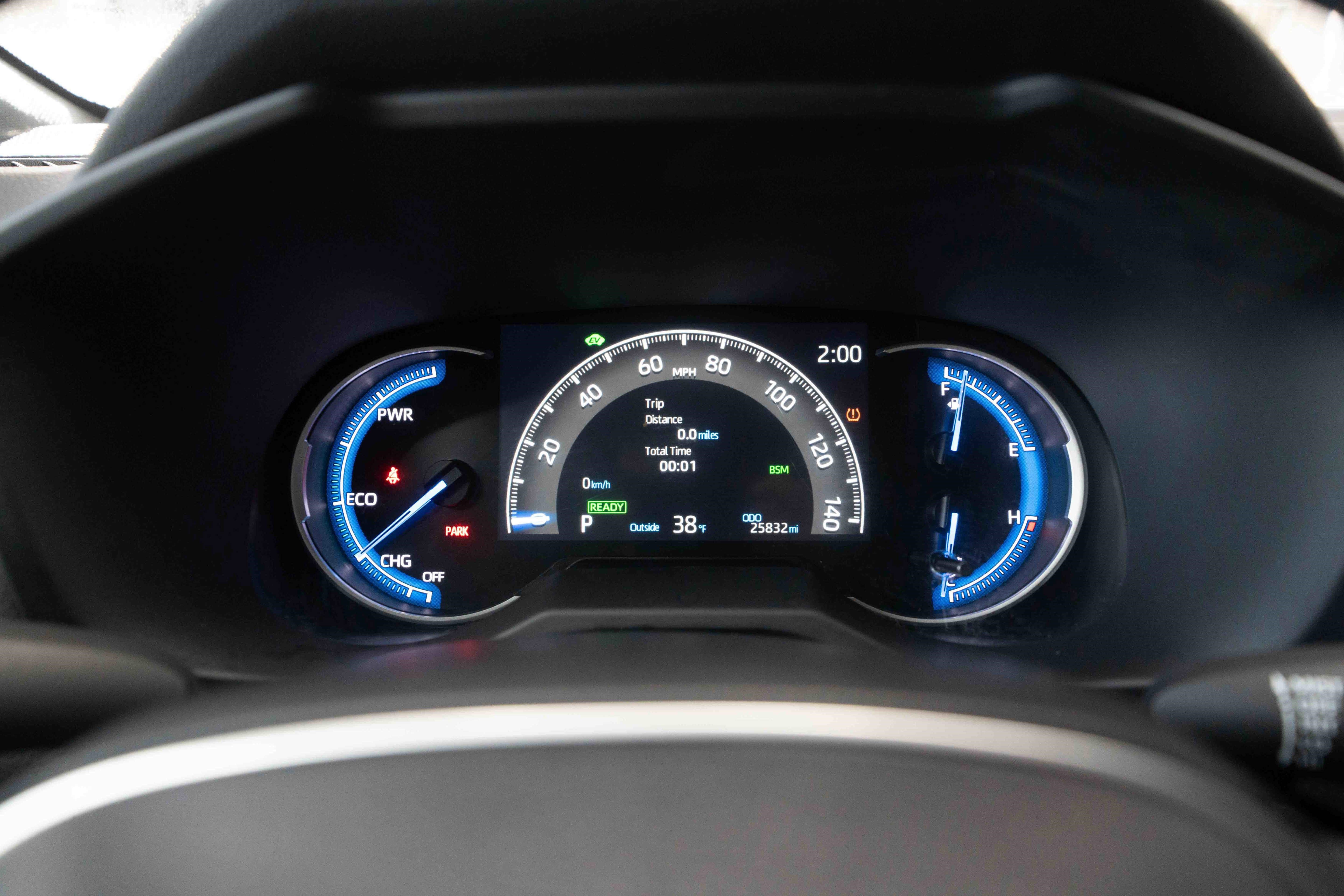 Used 2023 Toyota RAV4 SE image 17