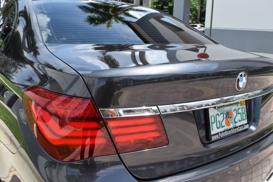 Used 2015 BMW 750i RWD image 22