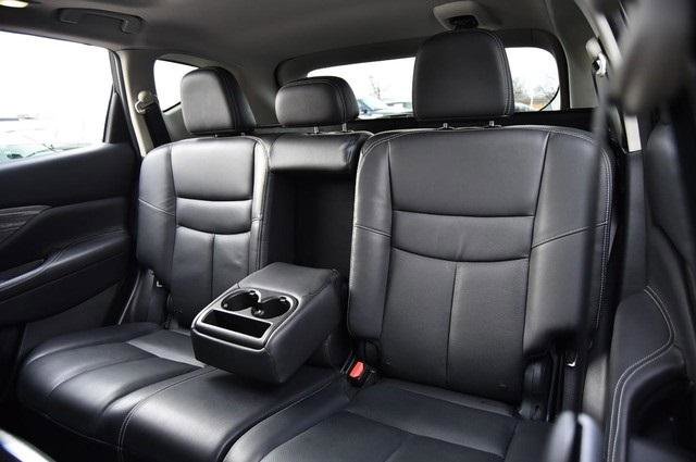 Used 2018 Nissan Murano Platinum w/ Cargo Package image 25