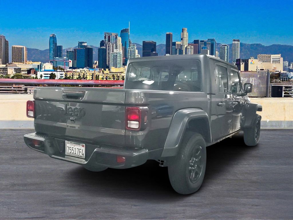 Used 2024 Jeep Gladiator Sport image 4