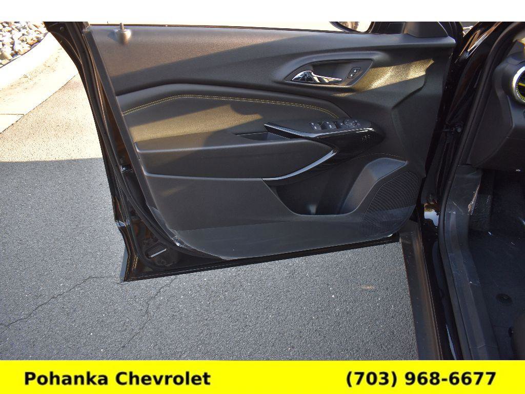 New 2026 Chevrolet Trax LT w/ Driver Confidence Package FWD image 22