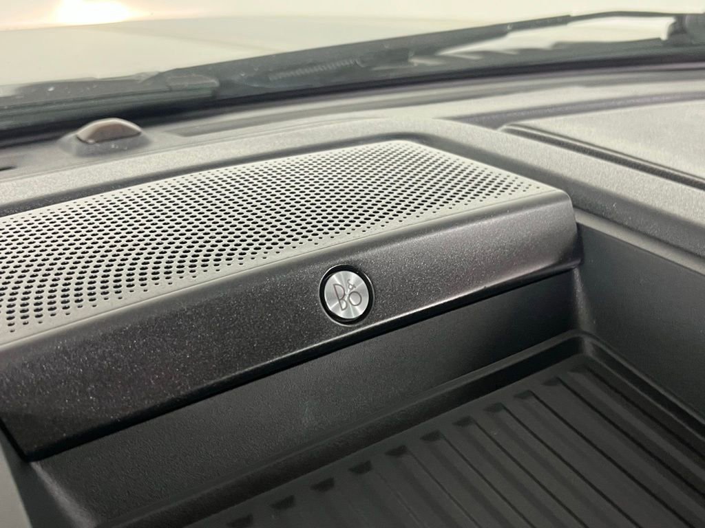 Used 2020 Ford F250 Lariat w/ Chrome Package image 16