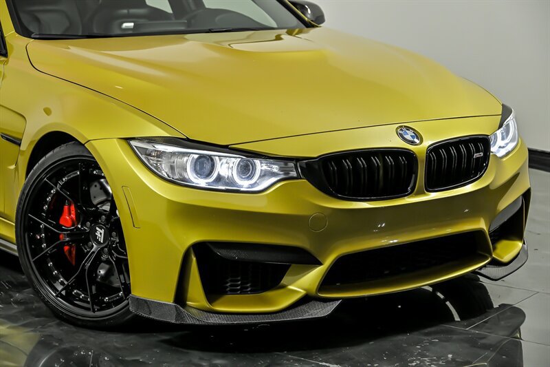 Used 2016 BMW M3 RWD image 2