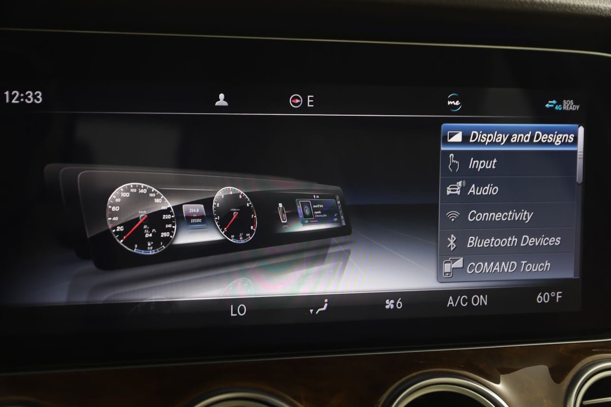 Used 2020 Mercedes-Benz E 450 4MATIC Wagon w/ Premium Package image 40