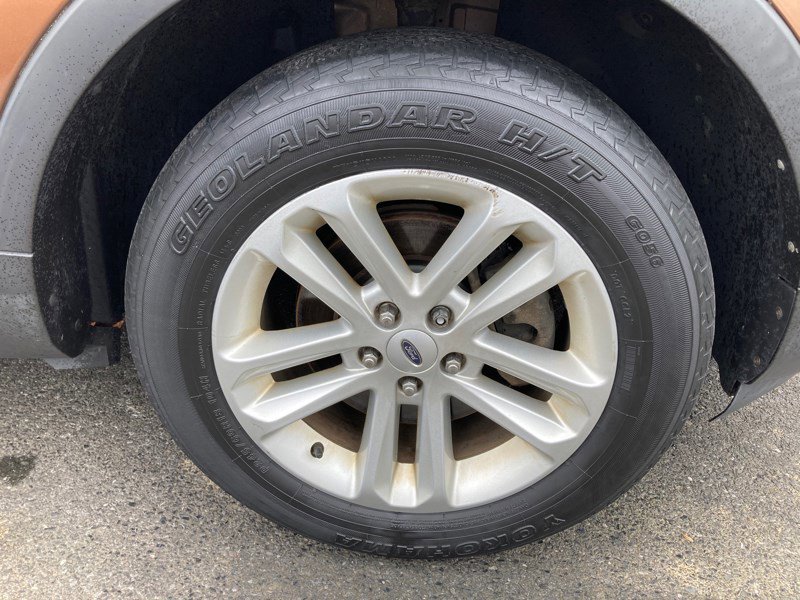 Used 2012 Ford Explorer XLT image 19