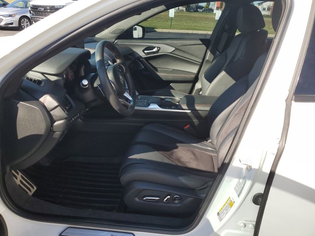 Used 2023 Acura TLX Type S image 15