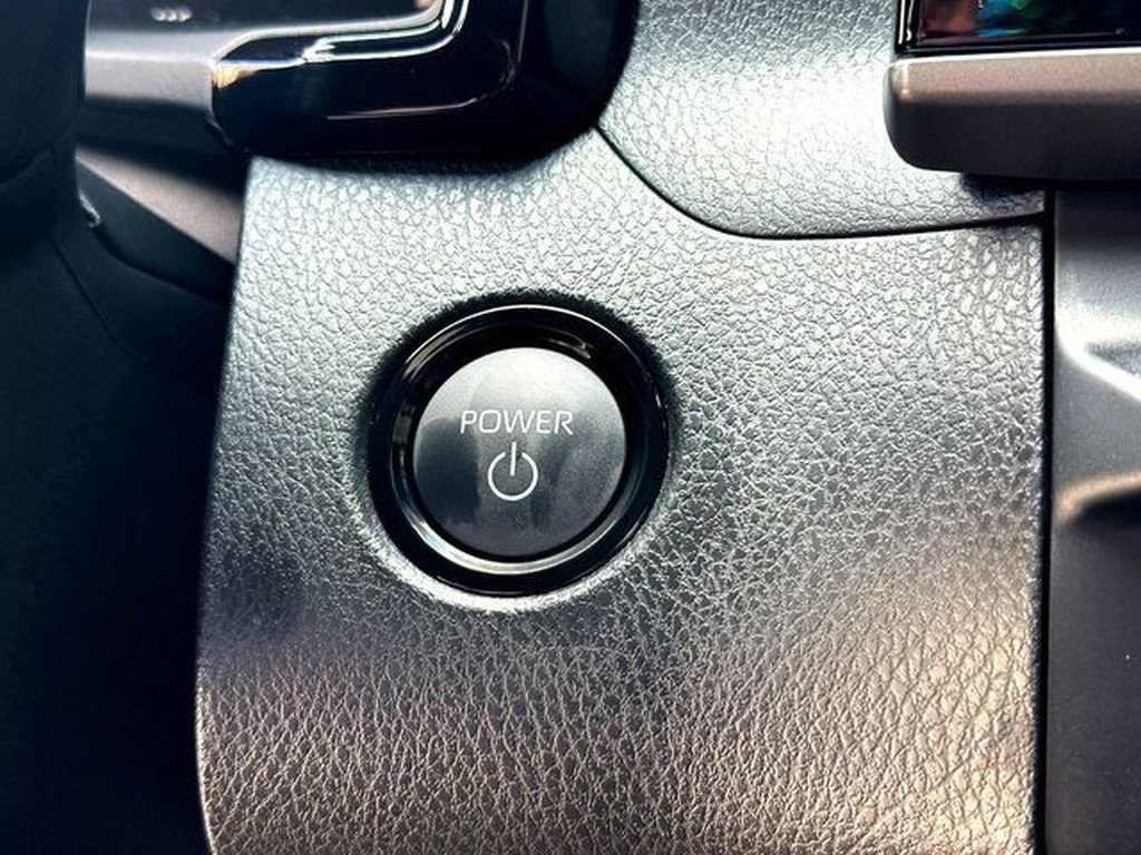 New 2026 Toyota Camry SE w/ Convenience Package FWD image 15