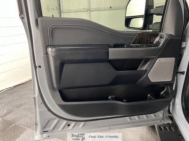 Used 2025 Ford F250 Lariat w/ Lariat Ultimate Package image 24