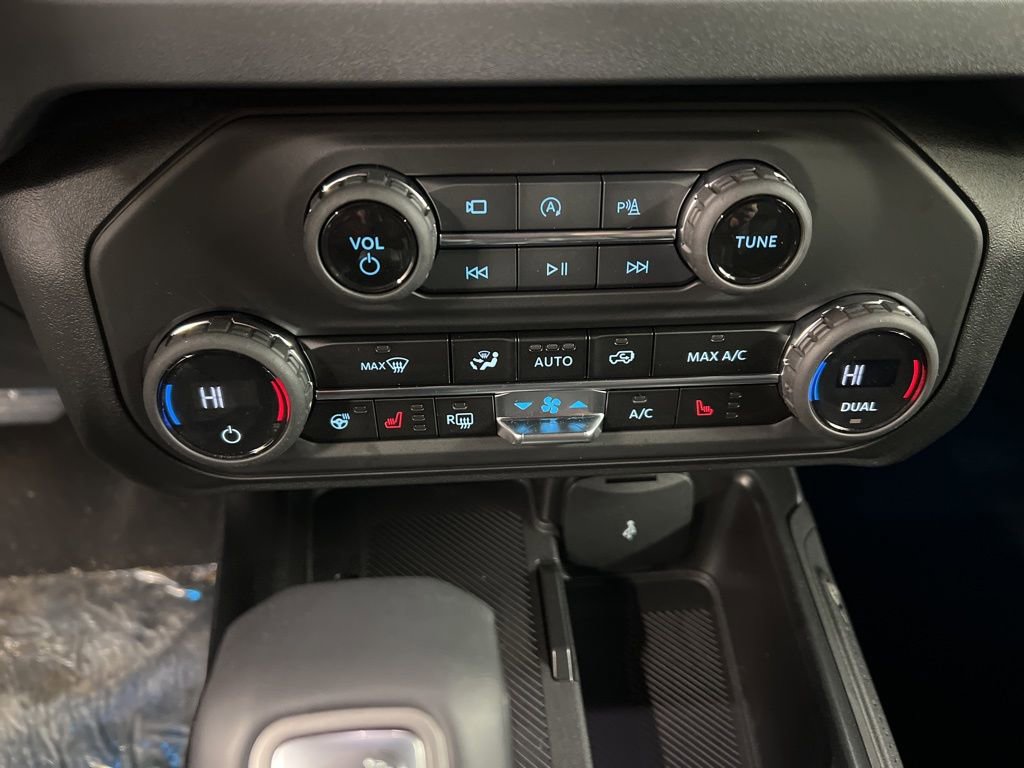 New 2026 Ford Bronco Outer Banks AWD/4WD image 13