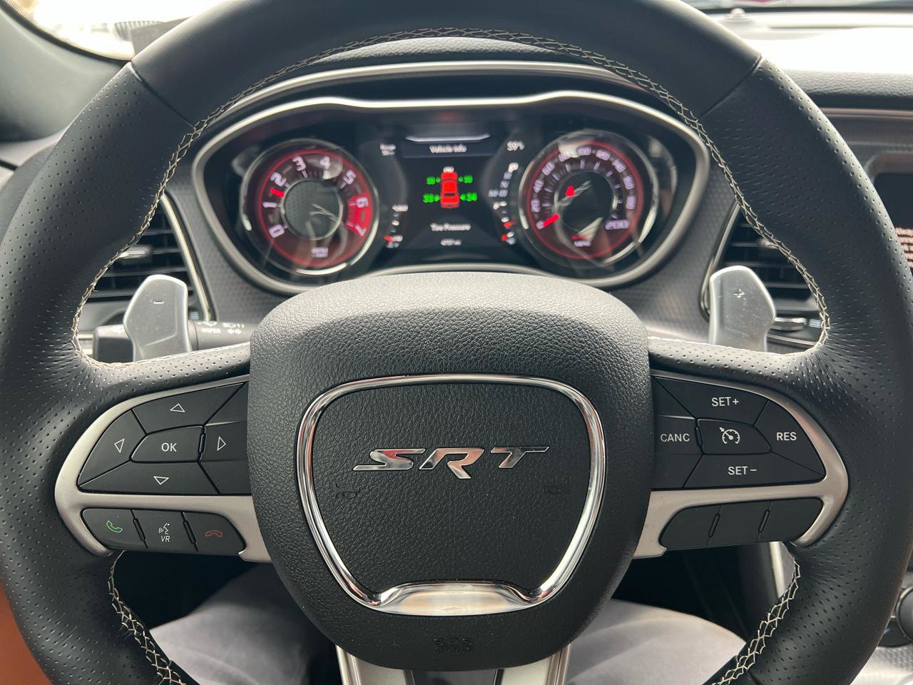 Used 2016 Dodge Challenger SRT Hellcat image 17