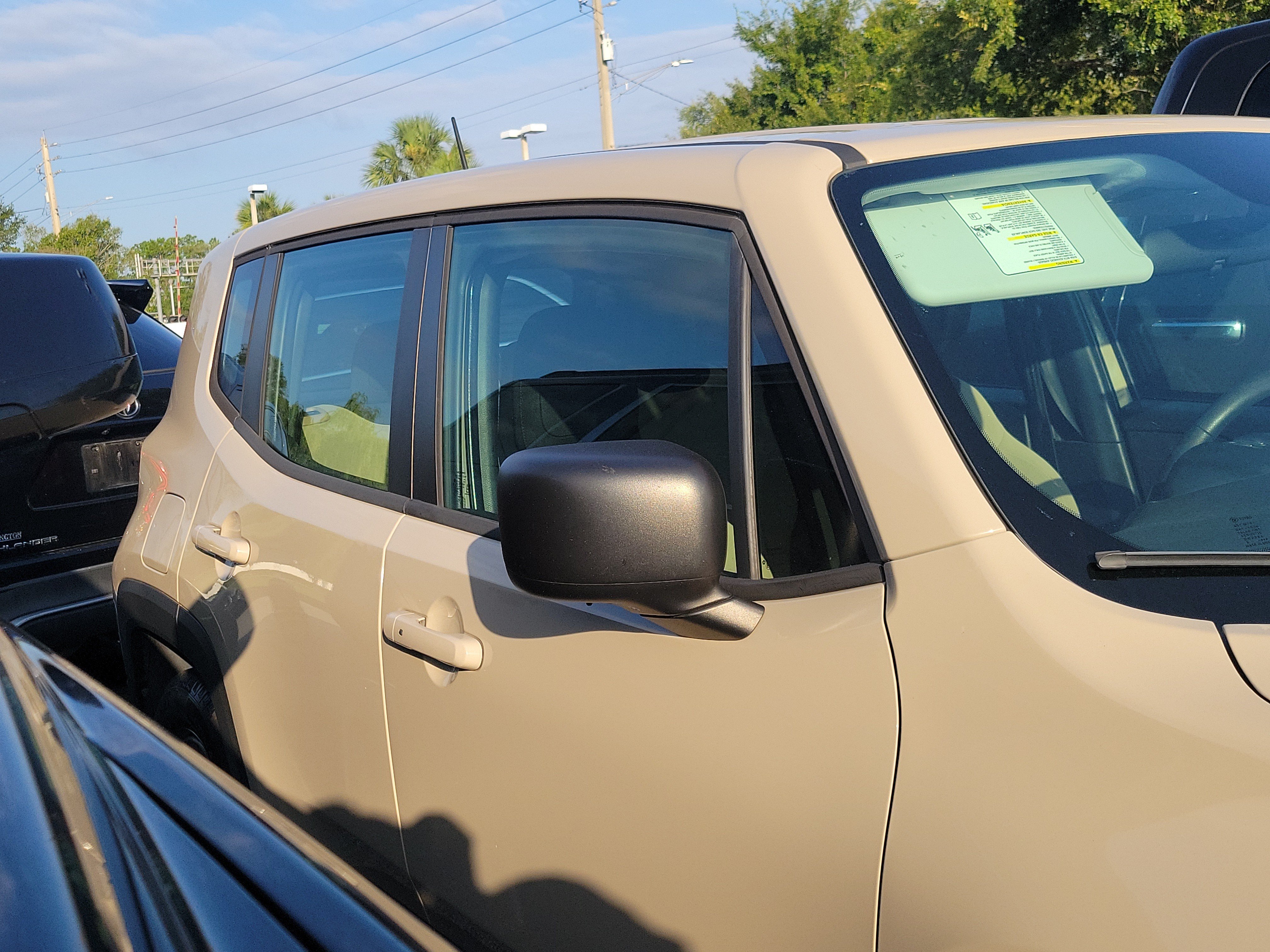 Used 2016 Jeep Renegade Sport w/ Power & Air Group FWD image 15