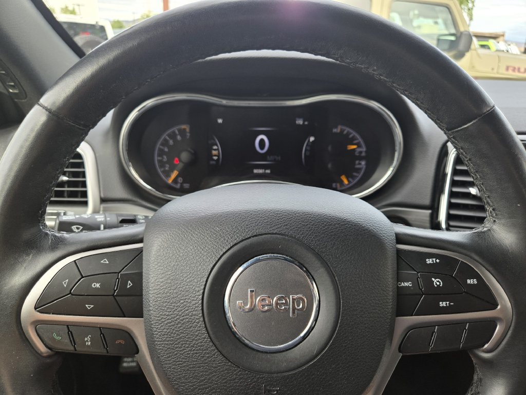 Used 2019 Jeep Grand Cherokee Limited AWD/4WD image 17