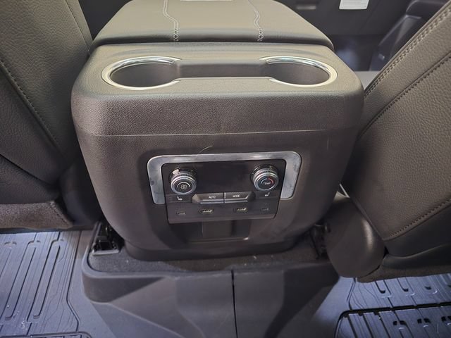 New 2026 GMC Yukon XL Denali w/ Denali Reserve Package AWD/4WD image 32