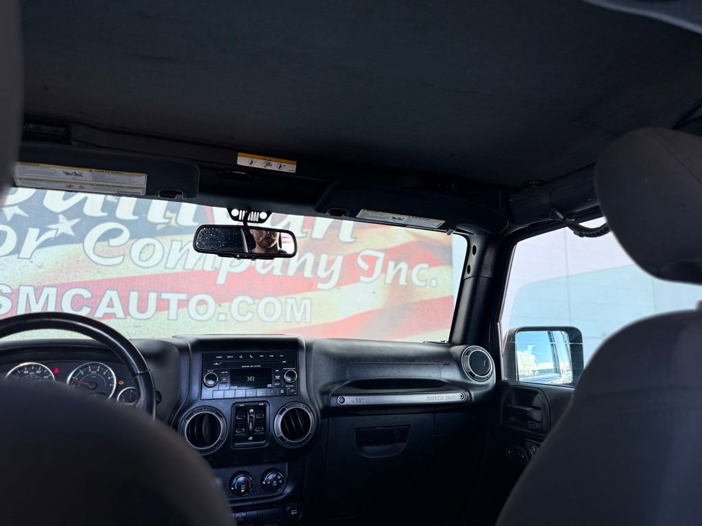 Used 2017 Jeep Wrangler Unlimited Willys image 36