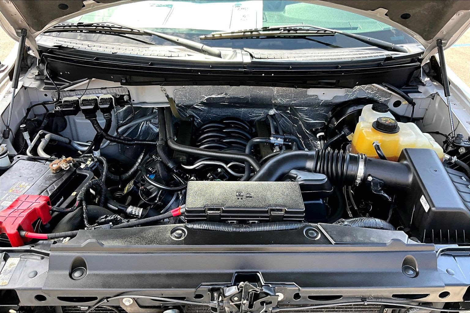 Used 2013 Ford F150 XLT w/ Mid Equipment Group RWD image 9