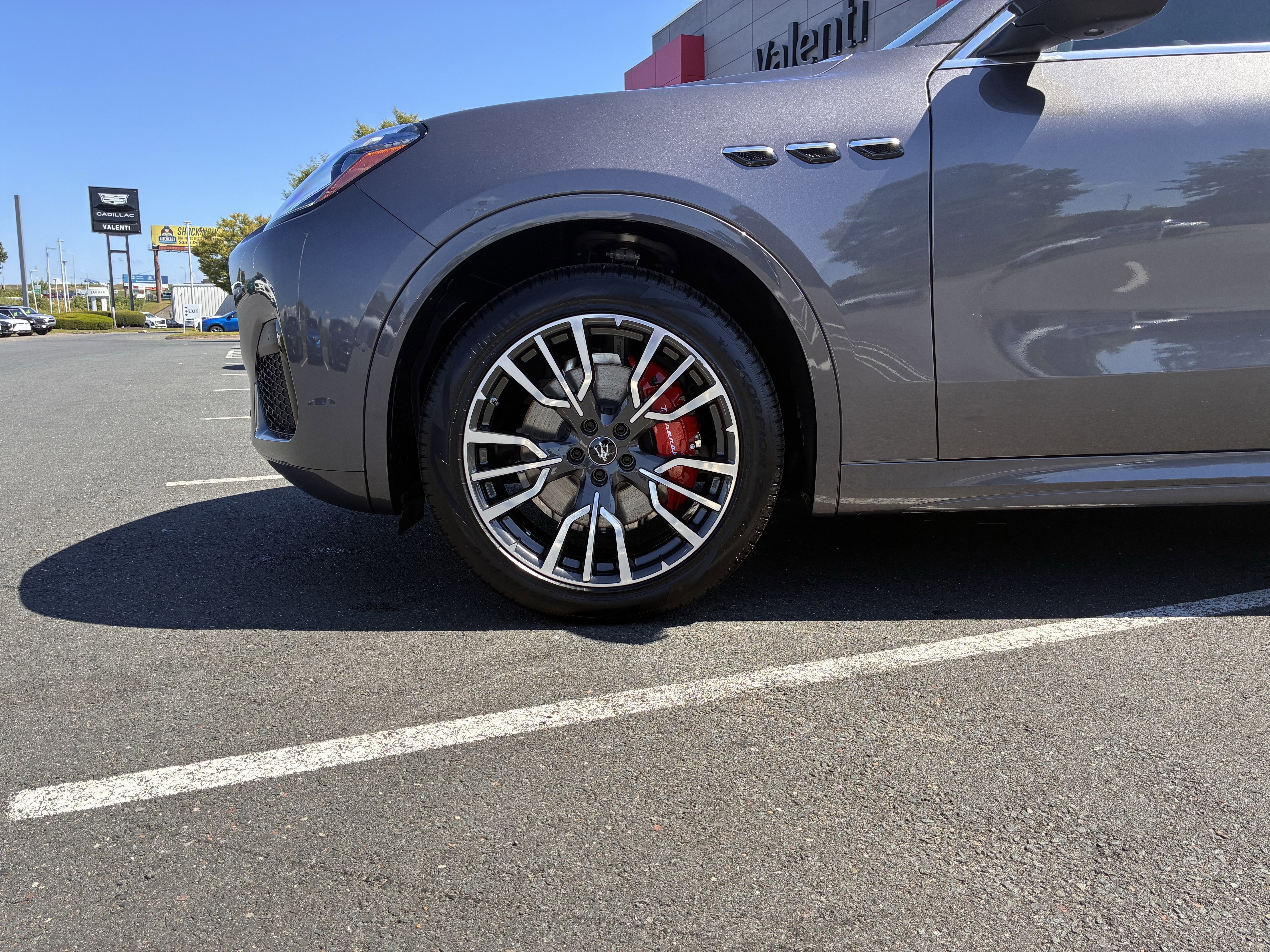 New 2025 Maserati Grecale GT image 14