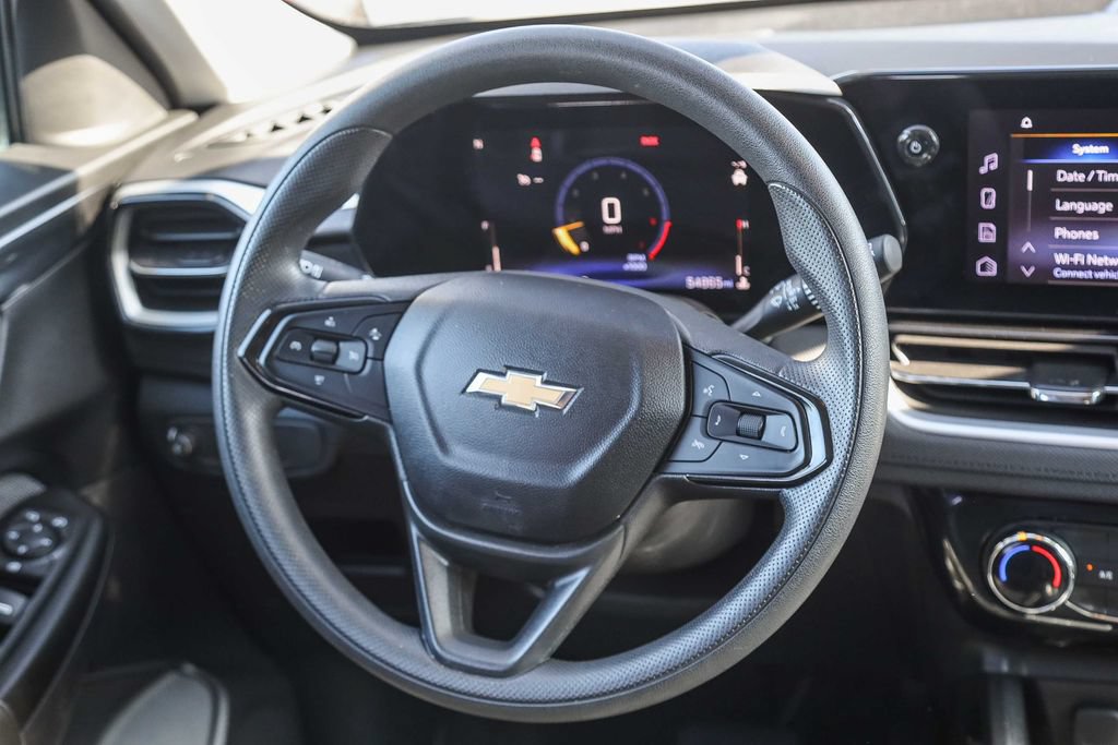 Used 2024 Chevrolet TrailBlazer LT FWD image 15