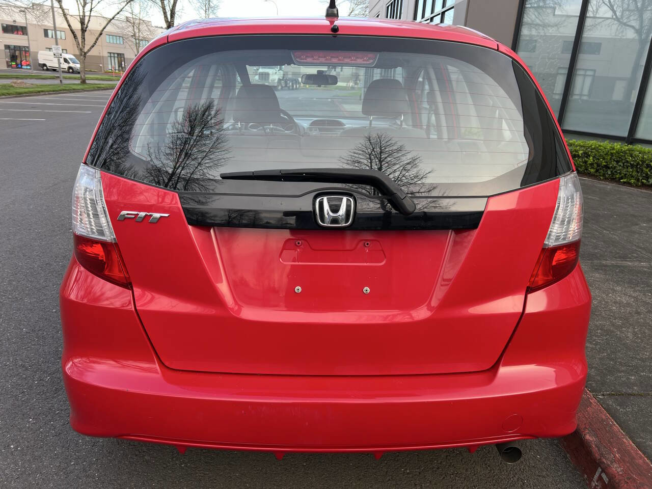 Used 2011 Honda Fit image 4