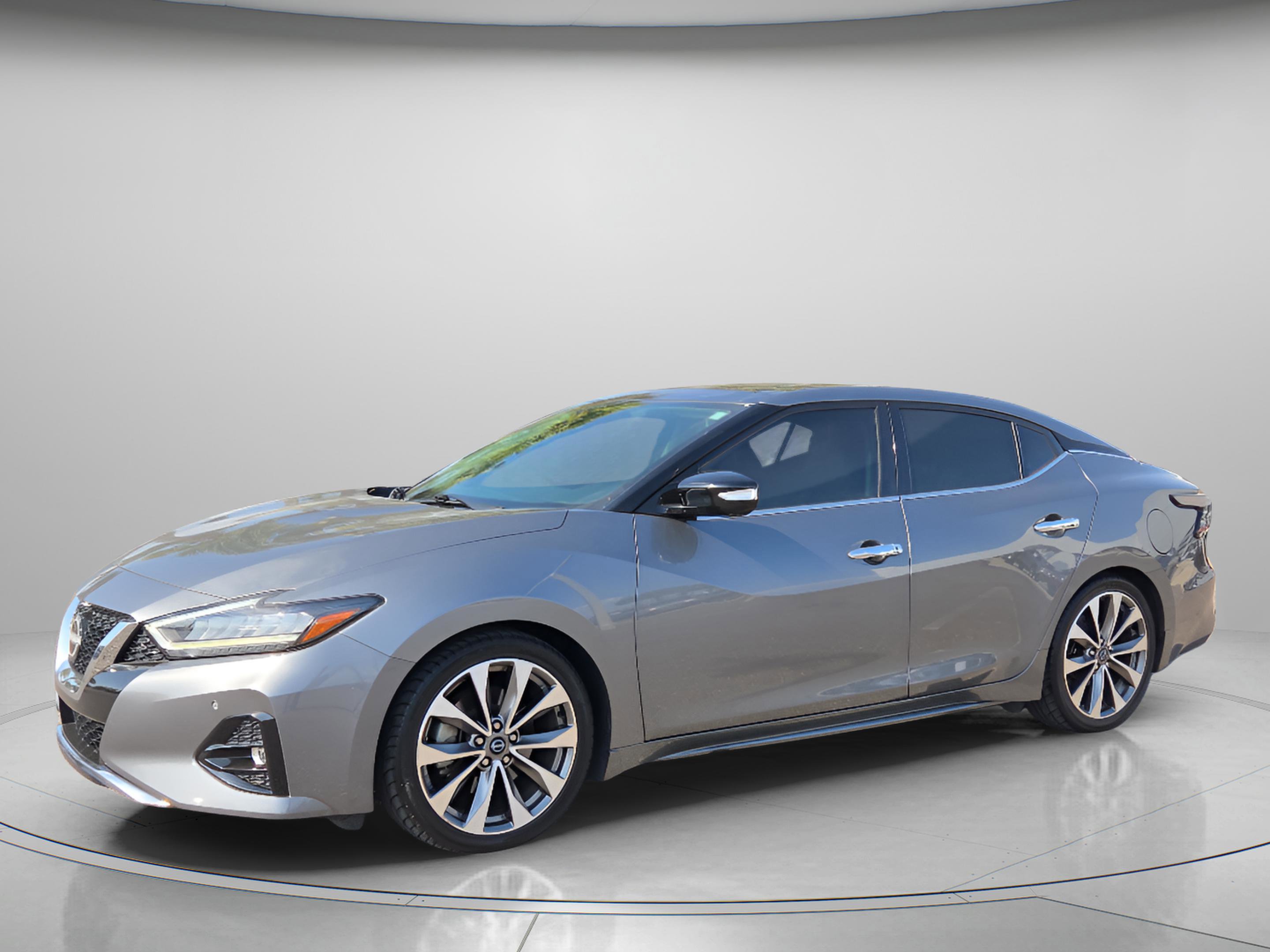 Used 2023 Nissan Maxima Platinum w/ Sport Mat Group FWD image 2