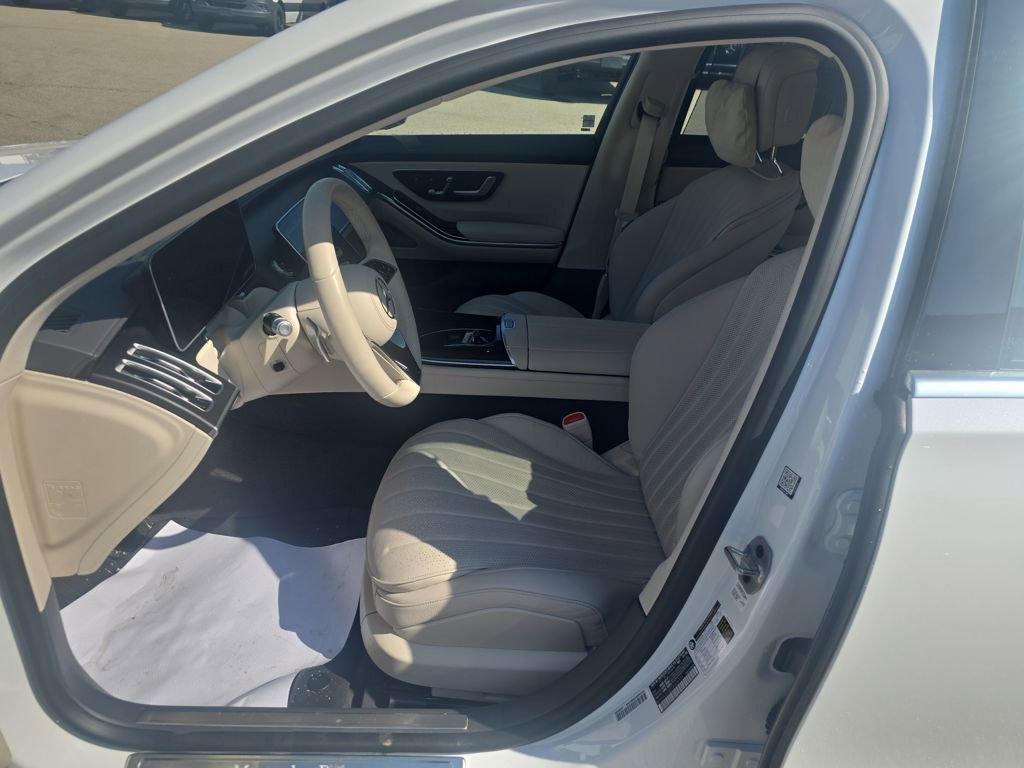Certified 2025 Mercedes-Benz S 500 4MATIC image 10