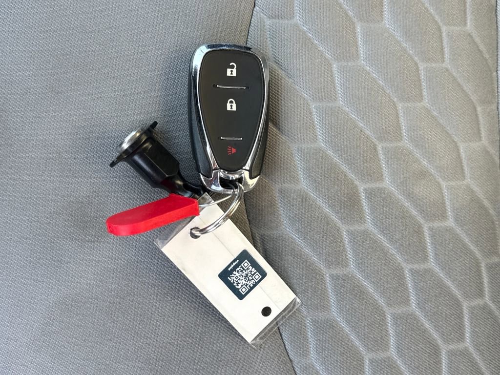 Used 2020 Chevrolet Equinox LS w/ LPO, Cargo Package image 28