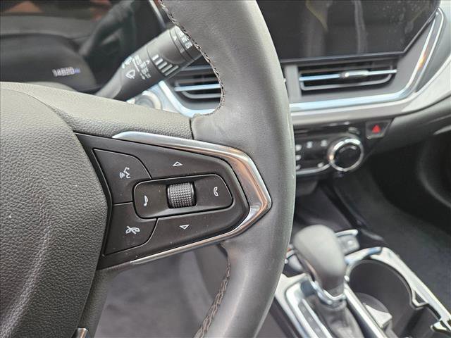 Used 2025 Chevrolet Trax ACTIV w/ Sunroof Package image 20