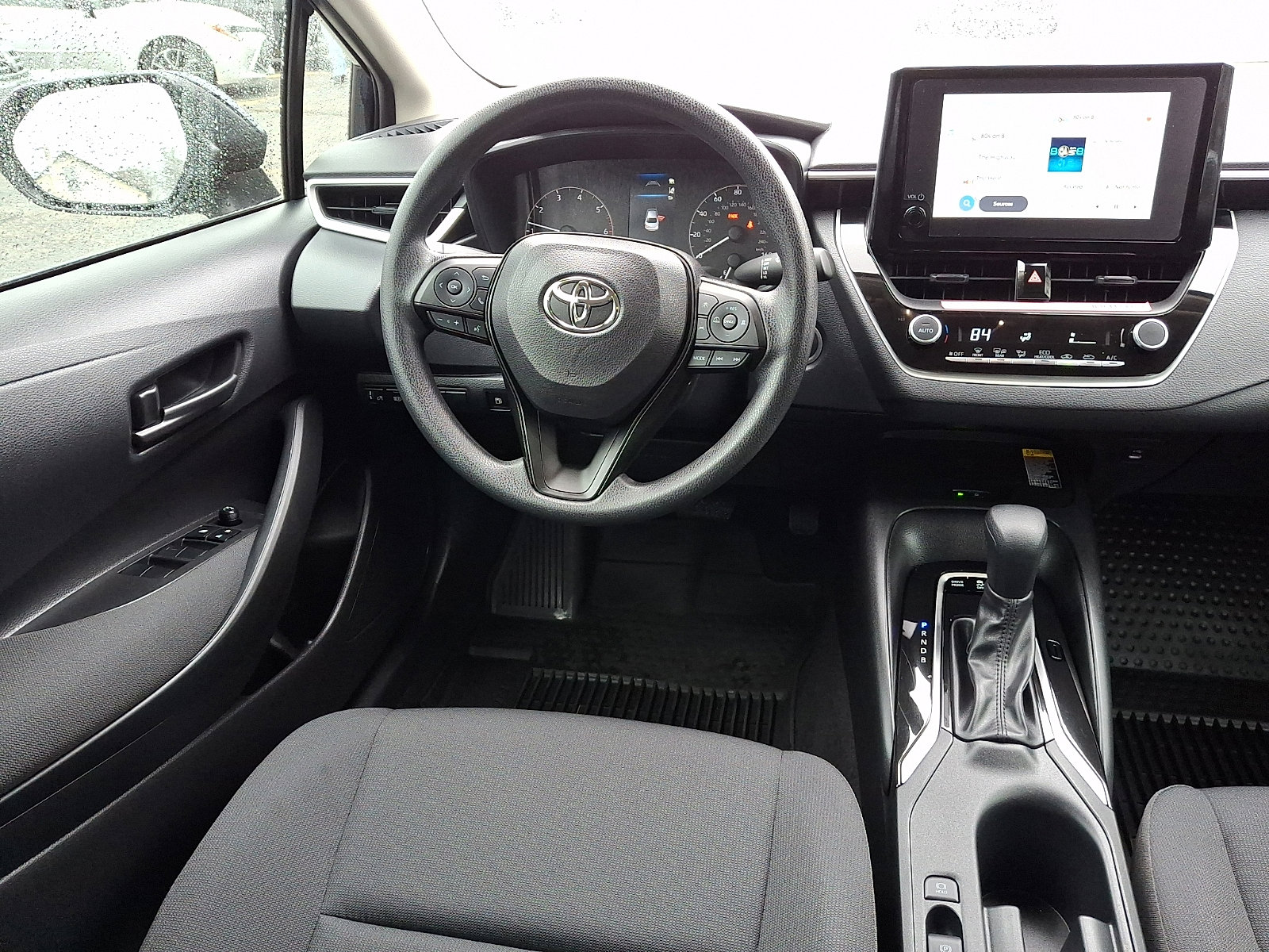 Used 2025 Toyota Corolla LE w/ LE Premium Package image 14