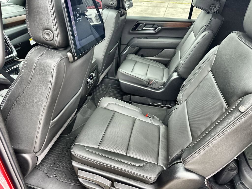 New 2026 GMC Yukon XL Denali w/ Advanced Technology Package image 16