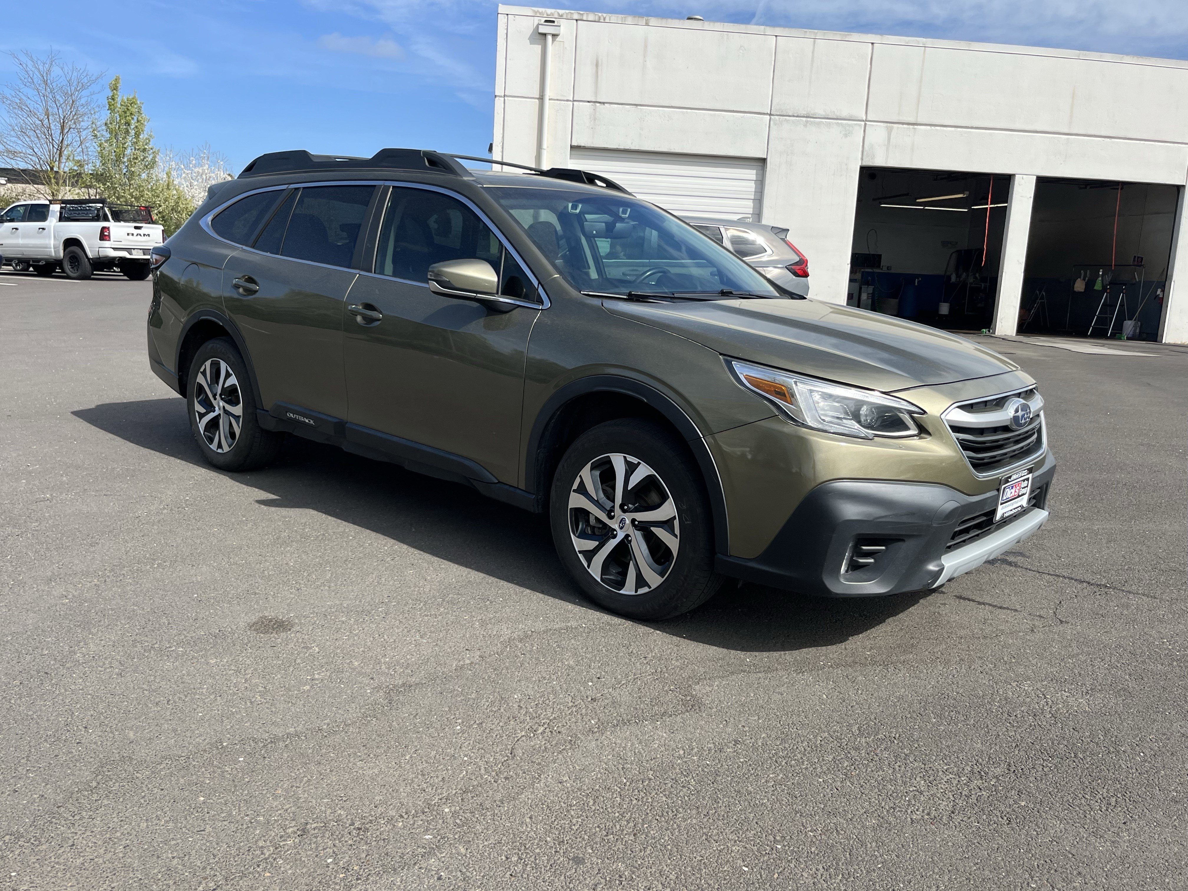 Used 2022 Subaru Outback Limited image 7