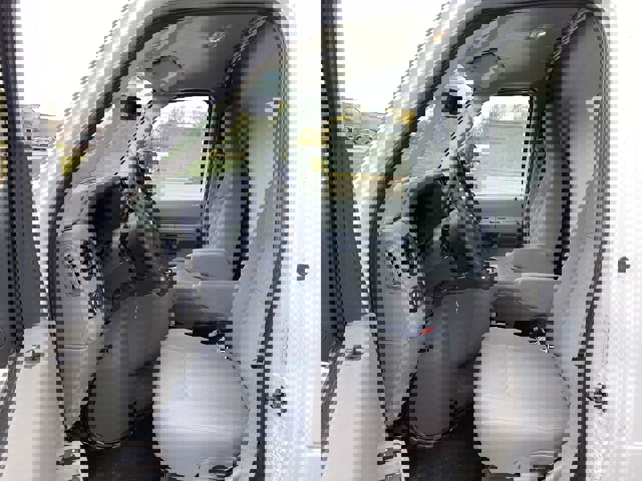 New 2025 Ford E-350 and Econoline 350 Super Duty w/ Power Equipment Group image 23